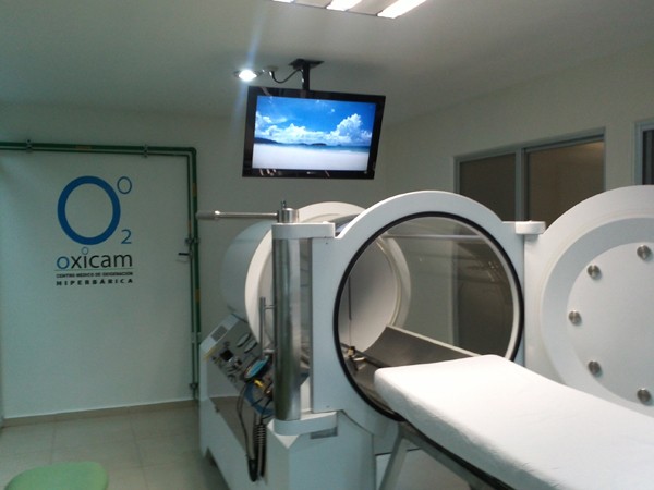 Centro Medico de Oxigenación Hiperbárica logo